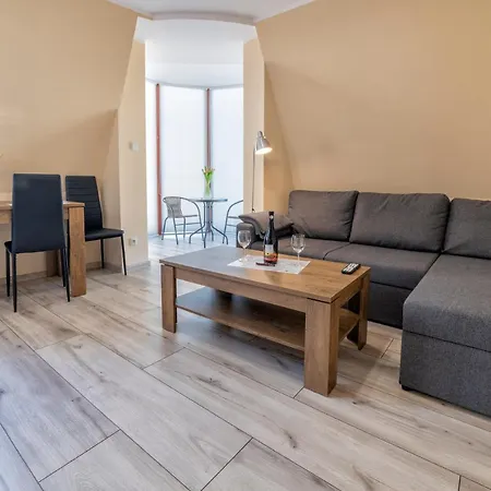 Alicja Дзержонюв