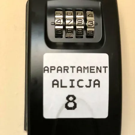 Alicja Дзержонюв