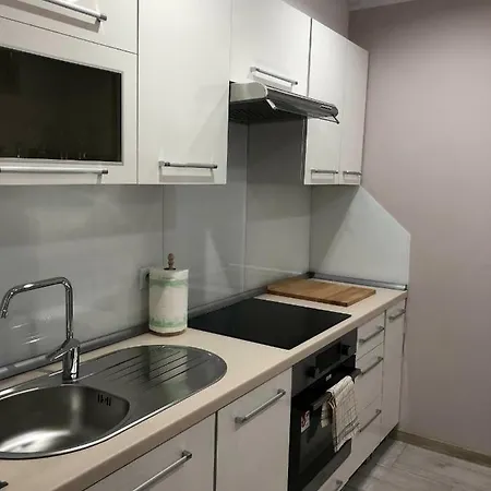 Alicja * Дзержонюв