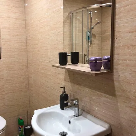 Alicja * Дзержонюв