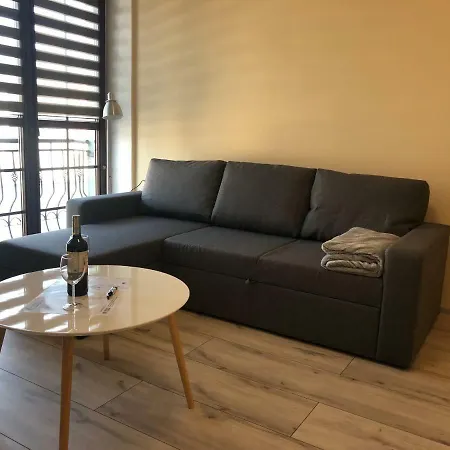 Alicja Apartment *